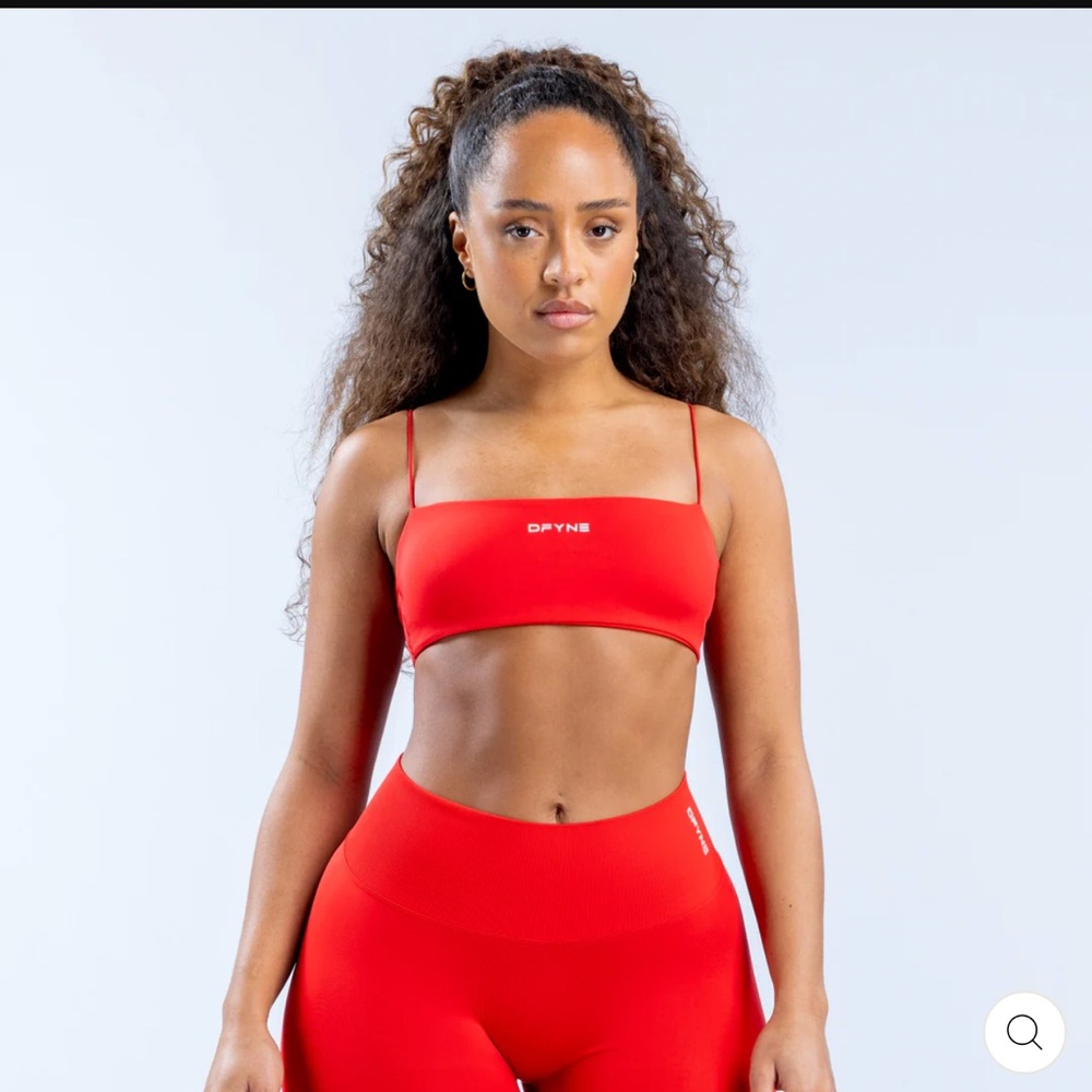 Dfyne Strappy Bra in Lava